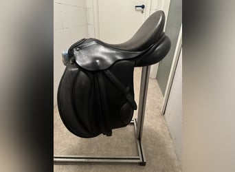 Vielseitigkeitssattel 17,5 Zoll