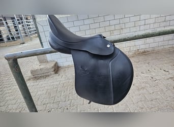 Vielseitigkeitssattel Butterfly "Sophie" in schwarz, Top-Zustand