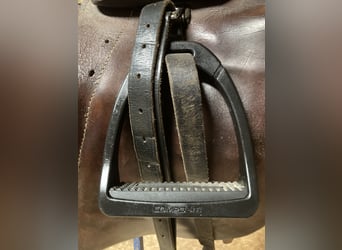 Bocksattel - Kavallerie Armeesattel - Wehrmacht englischer Sattel zu verkaufen