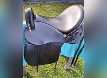 Sommer Evolution Compact Wanderreitsattel 17,5" – Messing, Klettpauschen, Zubehör & Pass