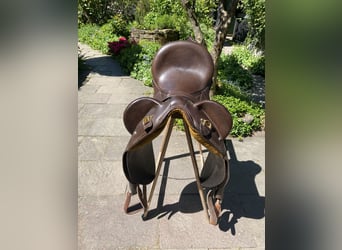 Australischjer Stocksattel aus Leder