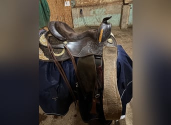 Edler Westernsattel braun