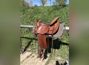 Neuwertiger Equiflex Sattel 54/16 - VB