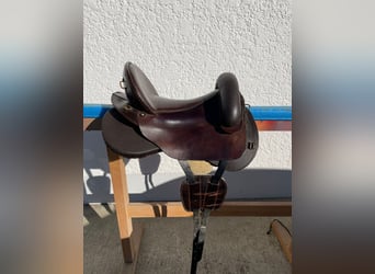 Western-Sattel braun mit Galerie für kurze Pferderücken