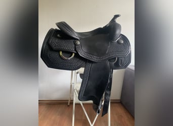 Westernsattel CR Show Sattel in schwarz, sehr guter Zustand, FQH Baum