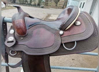 Westernsattel CRATES 4544 Warmblut 