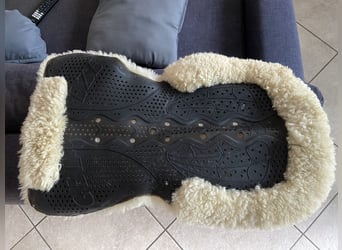 Gelpad EZE mit Lammfell 60 cm