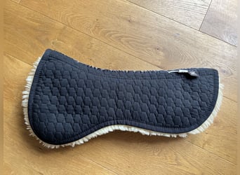 Dressur Lammfell Pad Mattes
