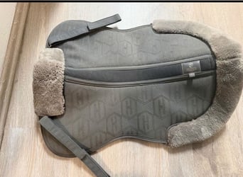 Lammfell Pad - Eskadron 