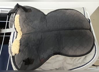 Lammfell Sattelpad von Christ
