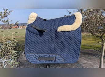 Lammfellschabracke  Firma Engel, TOP ZUstand