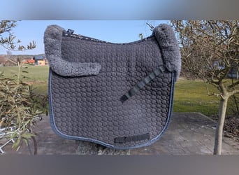 Mattes Lammfellschabracke DR