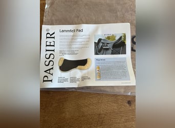 Passier Lammfell Pad
