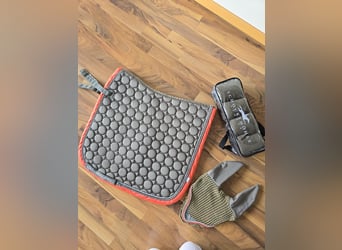 Schockemöhle Dressurschabracke satin-olive WB im Set