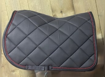 1 x Grey Saddle pad - Jumping