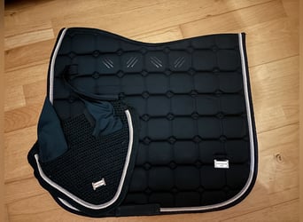 Dressur Schabracke + passende Fliegenmaske in Green-lake