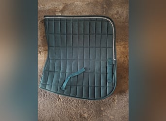 Elegant dunkelgrüne Dressurschabracke mit Strass-Biese - Wegen Umstieg auf Westernreiten