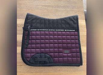 Equestrian Stockholm Dressurschabracke Performance Black Raven
