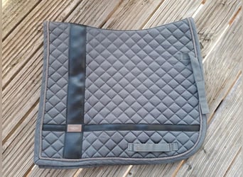 Equestrian Stockholm Schabracke Silver Cloud Dressur