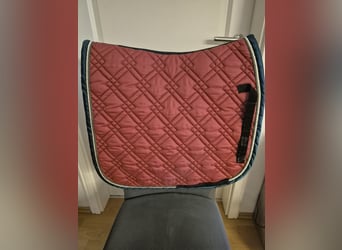 Eskadron Brillant dunkelrot (chili oder pepperred) WB Dressur