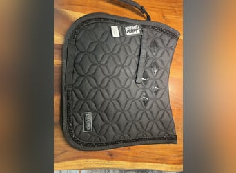 Eskadron Horsebrands Schabracke schwarz Glitzer 