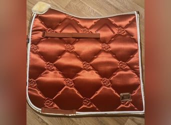 HKM Dressurschabracke Edinburgh NEU