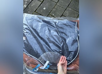 Springschabracke zu verkaufen – gepflegt & einsatzbereit