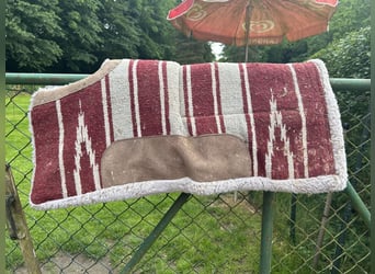 Rot-weißes Westernpad