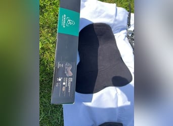 Paket: Reitzubehör, Tasche, Riemen, Trensen, ...