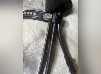 Schwarze Lacktrense in WB 