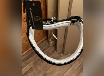 BR Reithalfter für Kandarre Lack weiß und schwarz unterlegt.