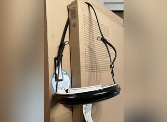 BR Reithalfter für Kandarre Lack weiß und schwarz unterlegt.