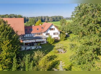 Einmalige Pferdeliegenschaft in Alleinlage in der Ostschweiz