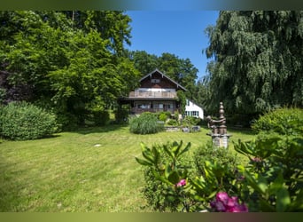 Idyllisches Anwesen im Chiemgau - Villa, 7 ha Land & Stall, mit Potenzial für Pferdeliebhaber