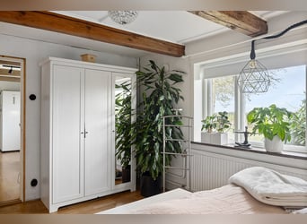 Modern Home and Stables in Scenic Landskrona