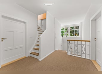 Stilvolle Stadtvilla in Feldrandlage