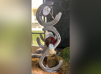 Rustikales Hufeisen-Weinregal für Pferde- & Weinfreunde