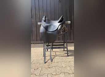 Deuber Quantum mit Dressurblatt (verstellbare Kammer)