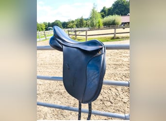 Dressursattel 17,5 Zoll super Zustand