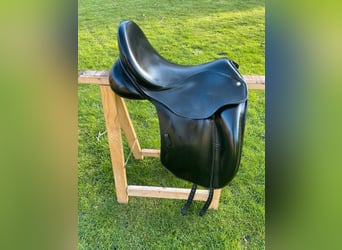Dressursattel 17,5 Zoll super Zustand