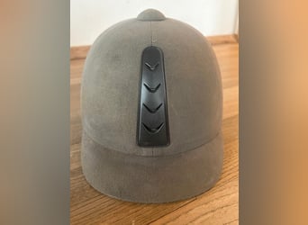 Helm Größe 57 unbenutzt