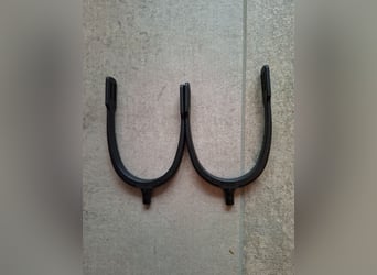 Schwarze Plastik Sporen