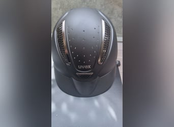 Uvex Reithelm mit Strass