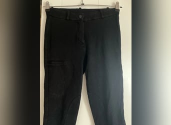 Schwarze Reithose Kniebesatz