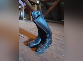 Ich verkaufe reitstiefel 