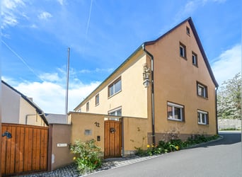Leben auf dem Land – Landw. Anwesen mit 2-Fam. Haus in Müdesheim zu verkaufen