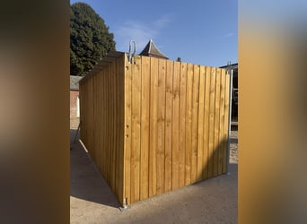 abnehmbarer und mobiler Paddockbox