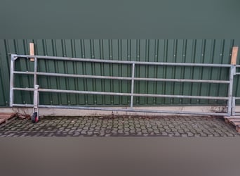 verschiedene Abtrennungen/Tore von Patura