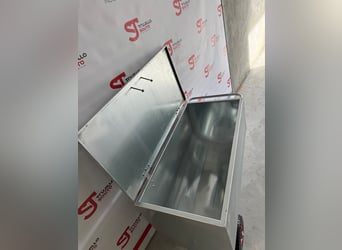 Pferdewagen mit Abdeckung