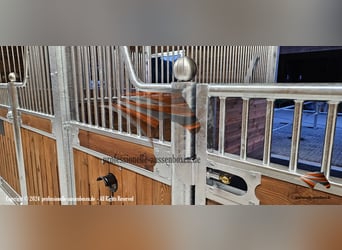 Pferdebox für den TOP Pferdestall – Boxenfronten, Trennwände, Stallwände, Vorderfronten & Innenboxen